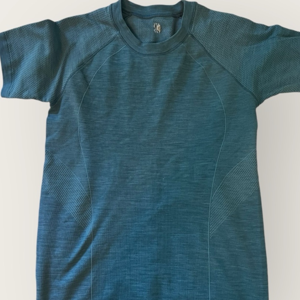 Sweaty Betty active workout shortsleeve tshirt